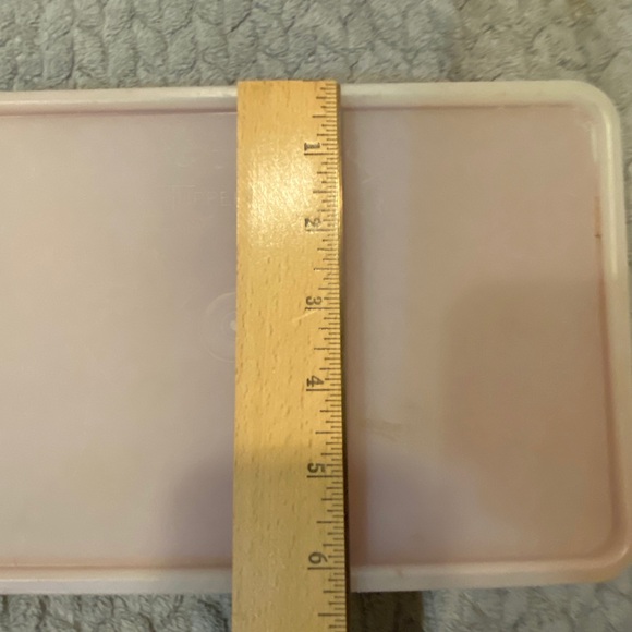 Vintage Tupperware lunch meat holder - Picture 6 of 7